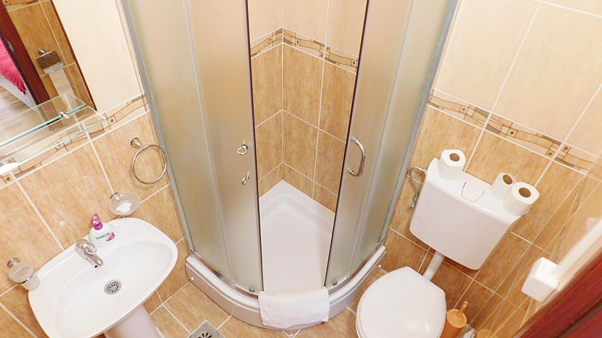 Jovana Sea View Pensionat 3*